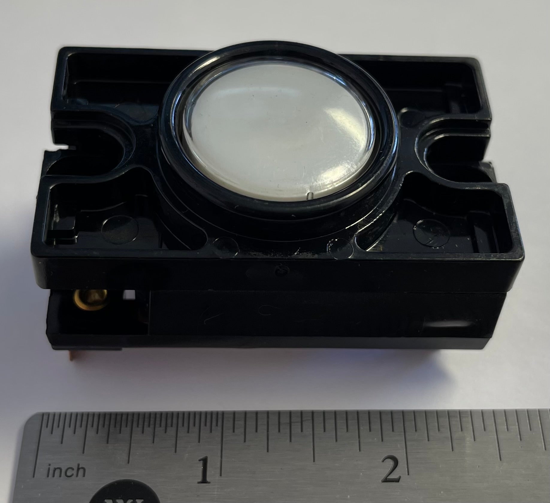 EMERGENCY LIGHT LENS; 9787379 – Elevator-Parts-Supply